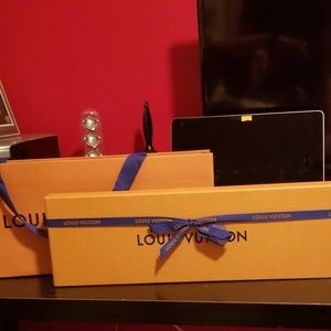 Louie Vuitton Tie box